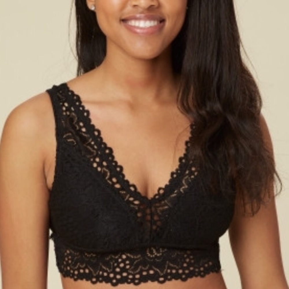 Black altar’d state racerback bralette